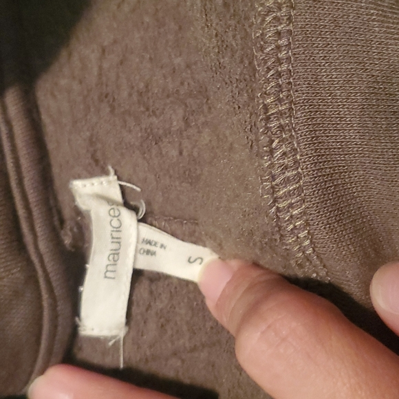 Sweater - Picture 3 of 3